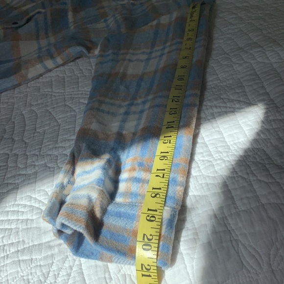NWT, Plaid, Shacket XXL long sleeve button down perfect for fall - Picture 7 of 12